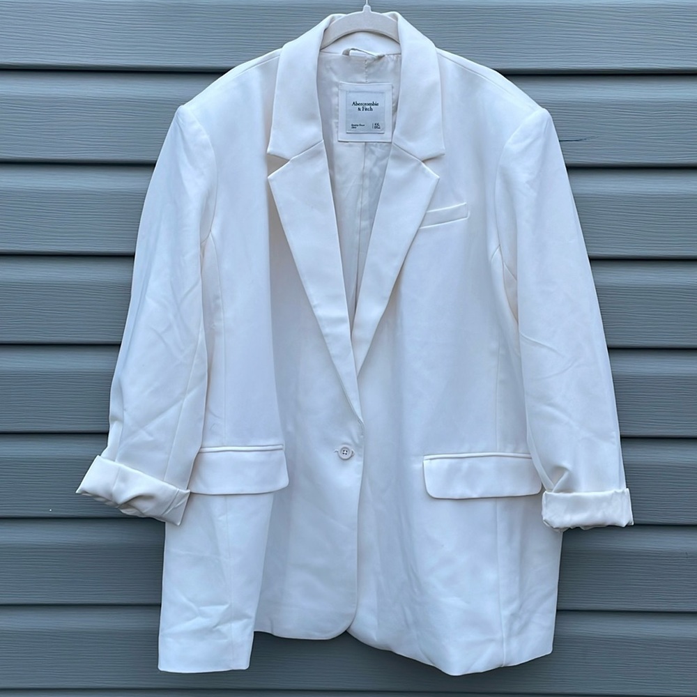A&F White Single-Button Padded Blazer